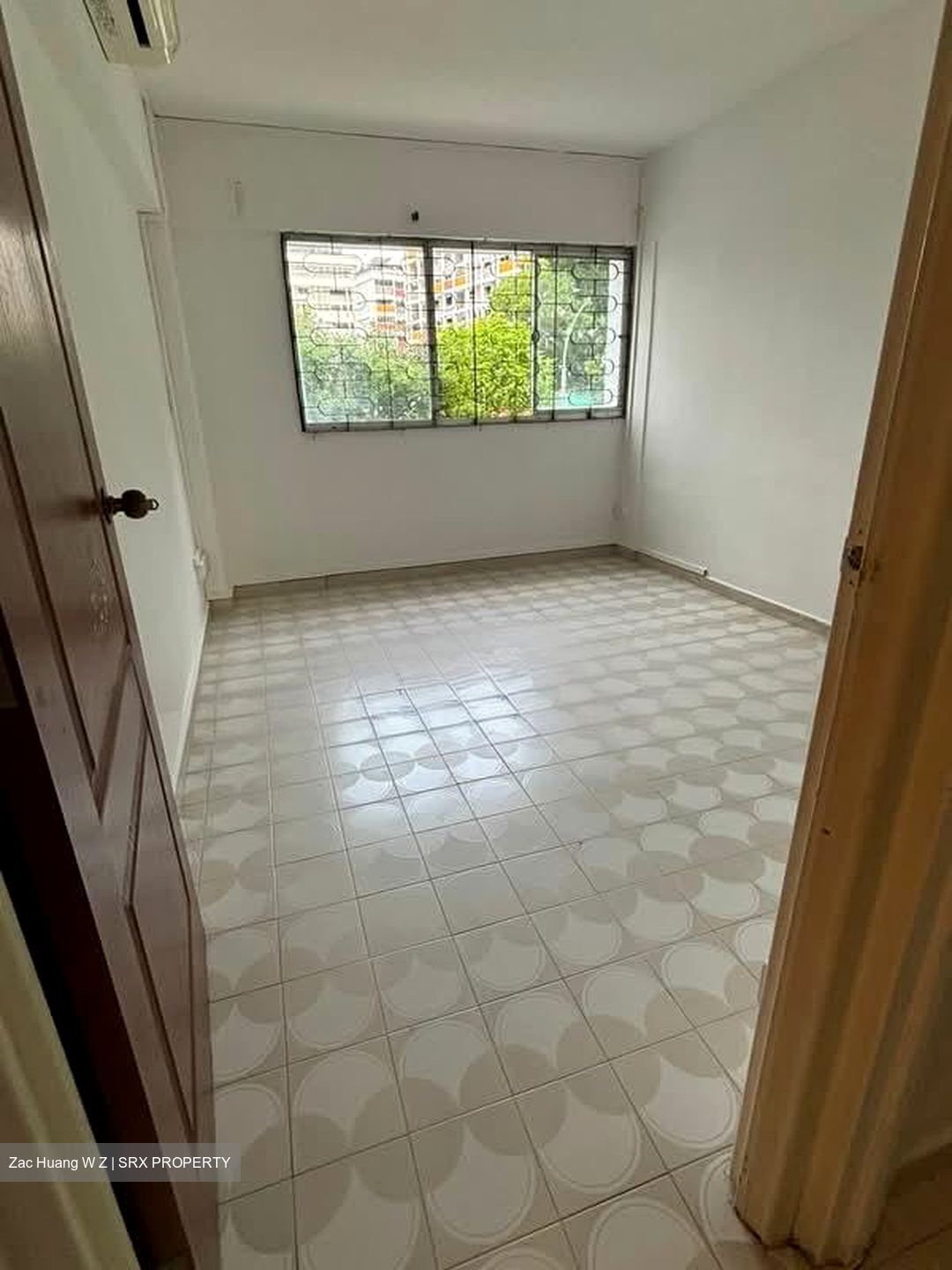 Blk 906 TAMPINES PALMSVILLE (Tampines), HDB 4 Rooms #546243711